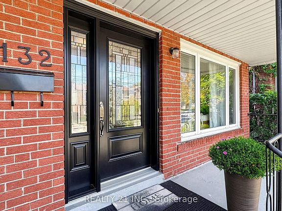 2nd image of 132 Harding Blvd