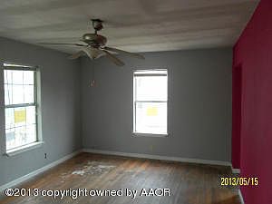 2nd image of 1604 N Woodland St