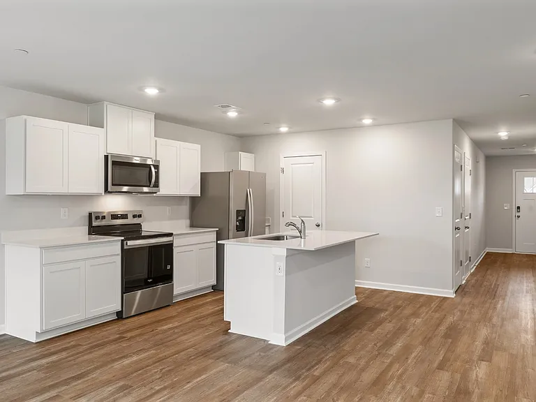 126 Mattie Ct — Photo 9