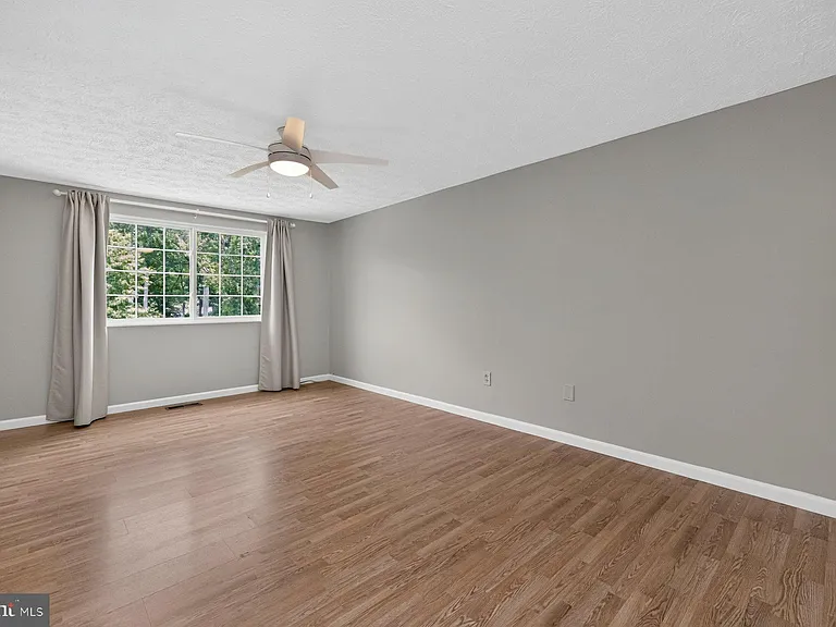 4009 Shallow Brook Ln — Photo 17
