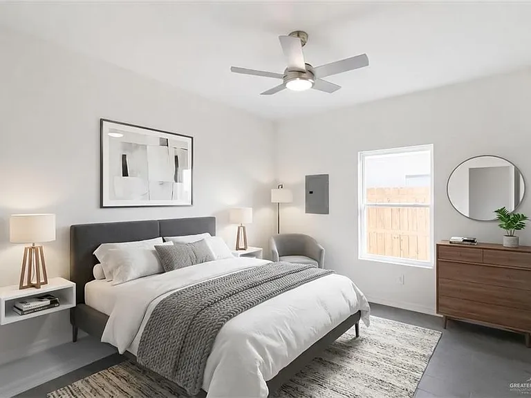 604 N Onyx Ave #4 — Photo 8