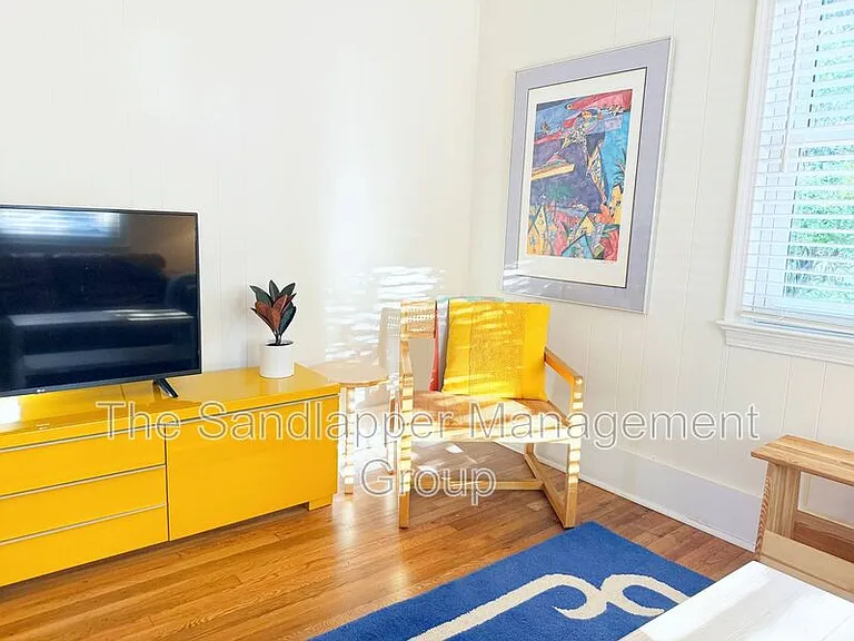 4509 Old Park Rd — Photo 3