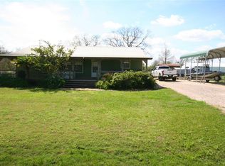 624 Jeffers Rd, Freeport, TX 77541