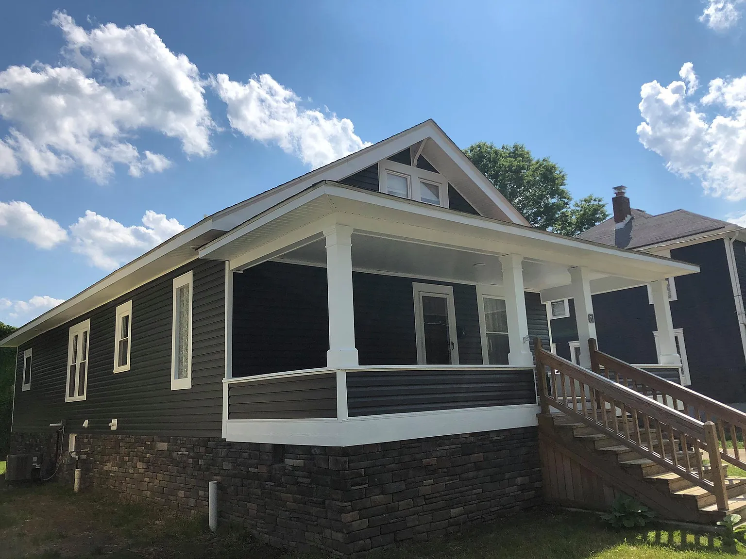 3 bed, 1726 sqft, $1,860 — Photo 2
