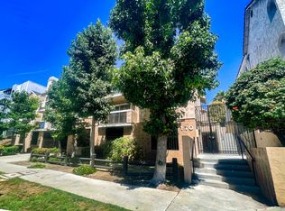 Beautiful Remodeled 1 And 2 Bedroom Units In Prime Location, Los Angeles, CA 90004