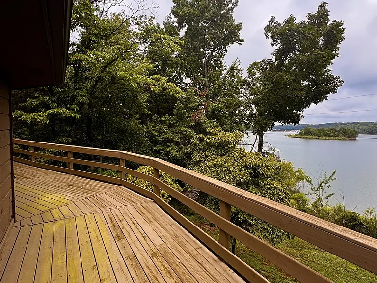 15344 Dutchmans Dr — Photo 24