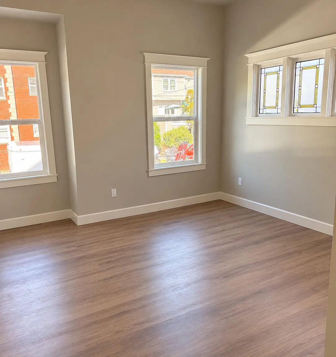 1544 NE 24th Ave — Photo 3