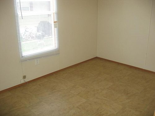 3rd image of 27 Marlene Ct