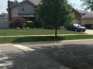 4901 Timber Ct, Oak Forest, IL
