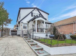15031 10th Ave, Whitestone, NY 11357