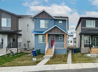 3222 N Chinook Winds Dr SW, Airdrie, AB T4B5S8