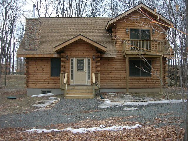 2nd image of 38 Waterfront Way