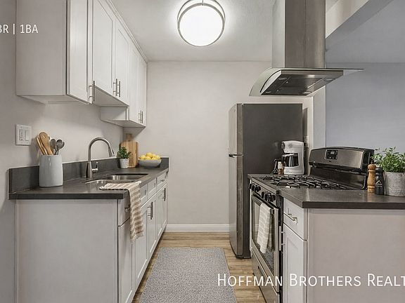 3rd image of 1495 N Peterson Ave #16