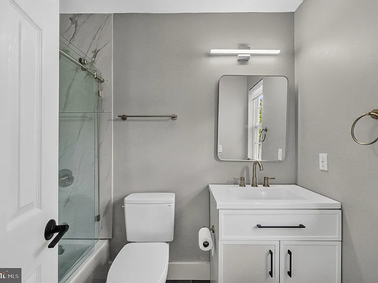 132 S Barrow Pl — Photo 33