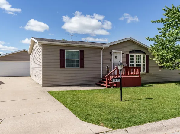 5437 Cypress Ln, Machesney Park, IL 61115