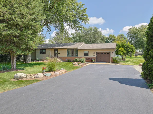 824 Ogden Rd, New Lenox, IL 60451