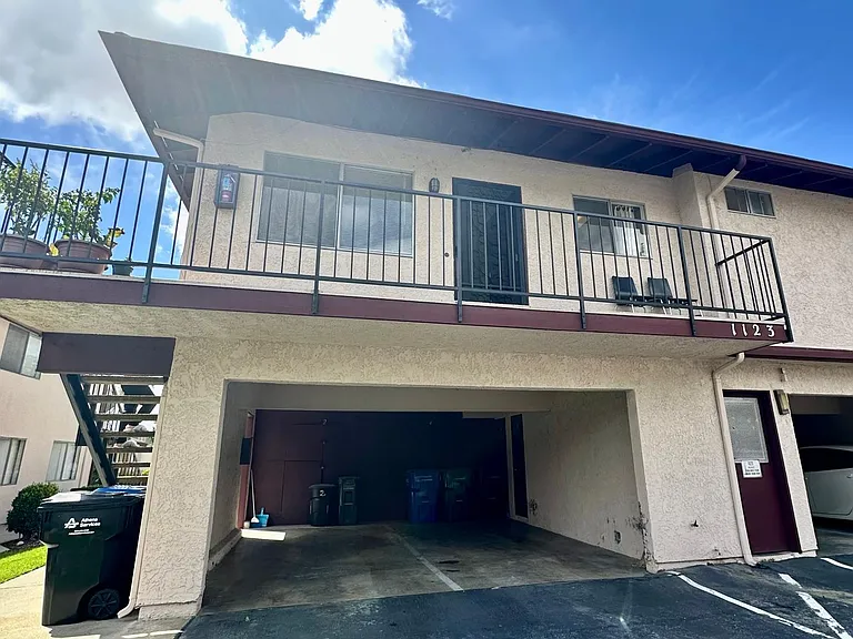 1123 W Sierra Madre Ave #4 — Photo 1