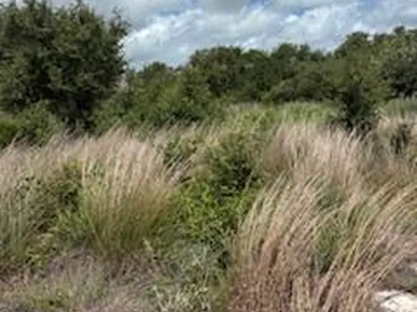 106 Logan Pkwy, Rockport, TX 78382