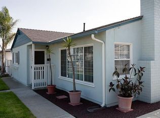 1400 W Hemlock St, Oxnard, CA 93033