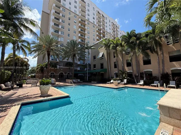 616 Clearwater Park Rd APT 212, West Palm Beach, FL 33401