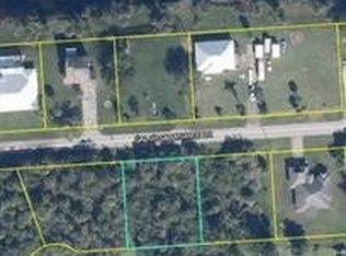 8205 Caloosahatchee Dr, Moore Haven, FL 33471