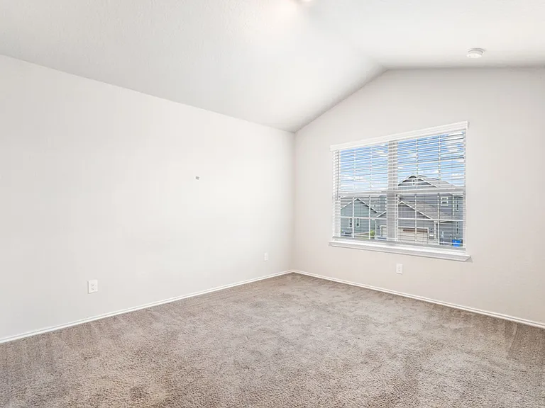 2432 Ayers Dr — Photo 15