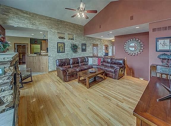 2nd image of 3751 Sugar Lake Dr
