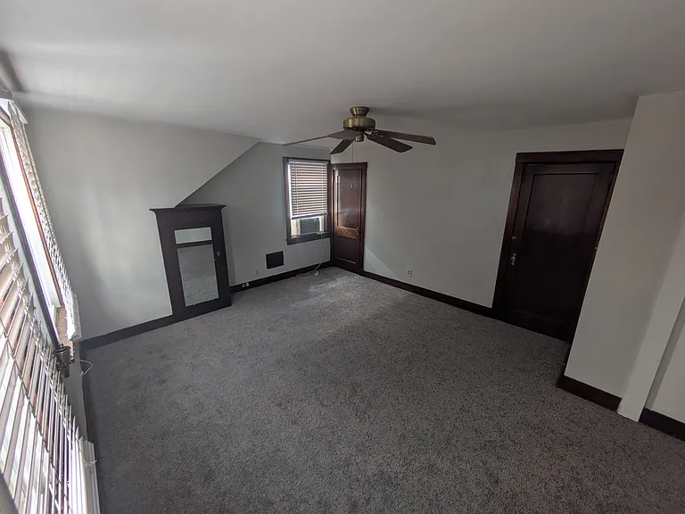 3934 Hoosac St #1 — Photo 26