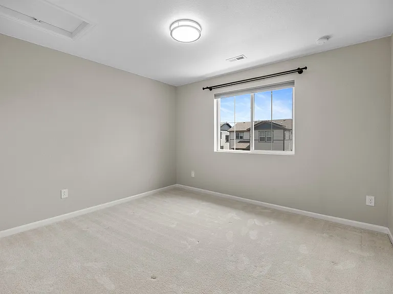 27880 E 7th Pl — Photo 18