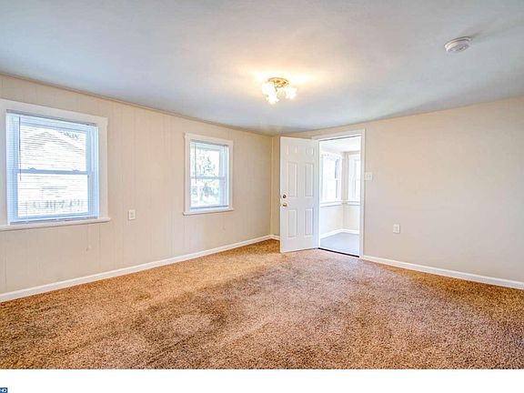 3rd image of 19 Prosperity Rd