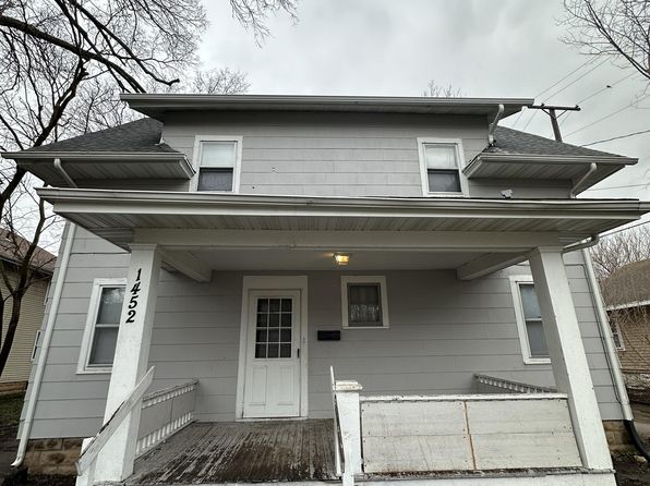 1452 Myott Ave