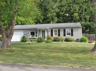 110 Resseguie Dr, Syracuse, NY 13209