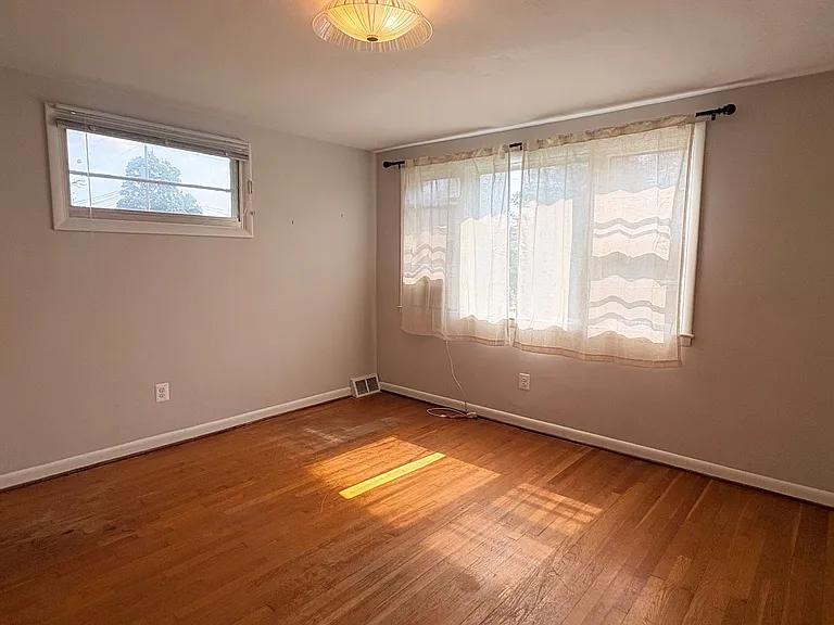 6192 Northwood Dr — Photo 12