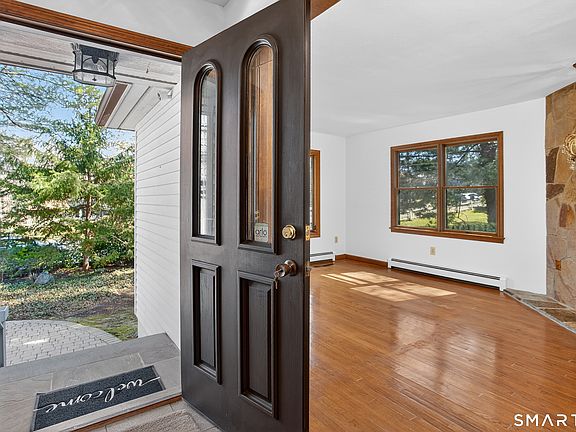 5th image of 16 Brewster Road