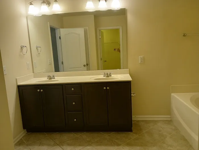 48 Hatfield Way — Photo 31