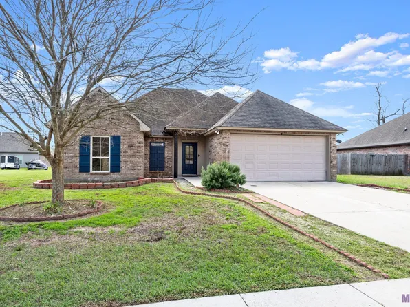 3547 Plantation Ridge Dr, Addis, LA 70710
