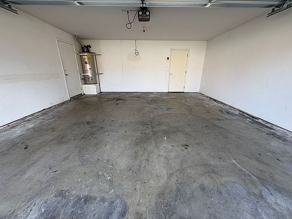 2nd image of 1603 E Parkview Ave