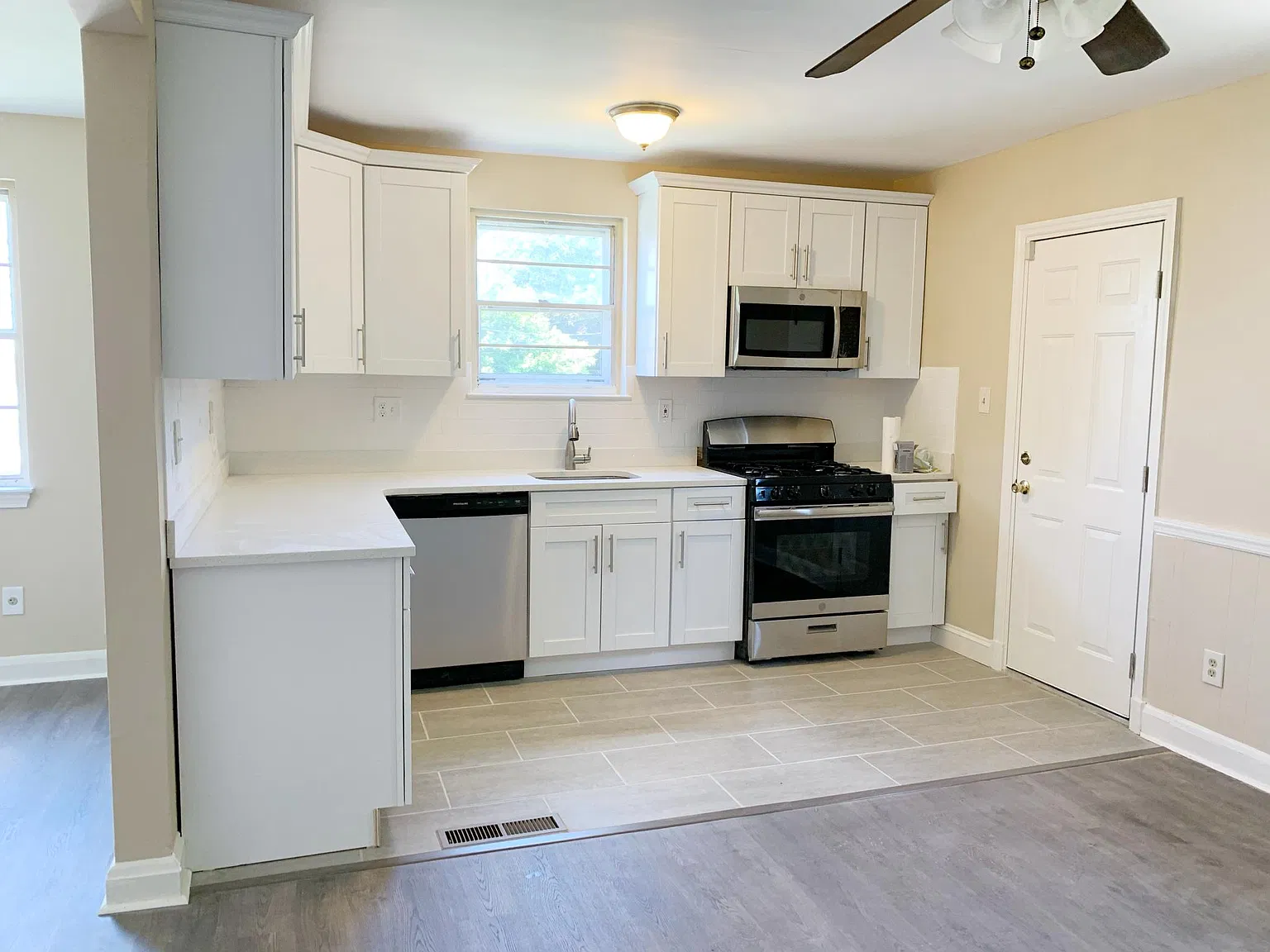 6017 Winthrope Ave — Photo 3