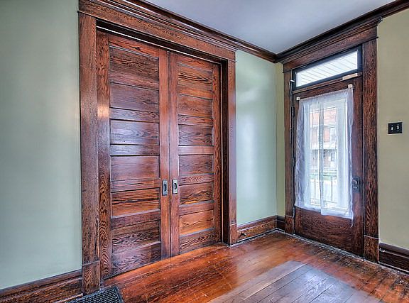 4th image of 234 N Scioto St
