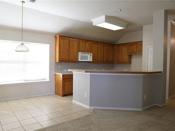 3rd image of 5513 Buckskin Dr