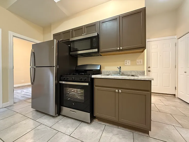 2213 W Washington Blvd #1R — Photo 5