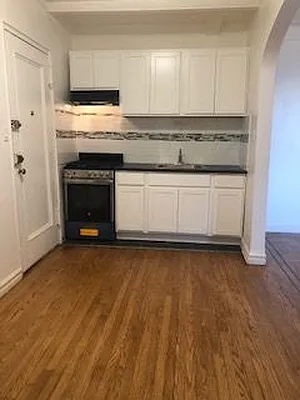 Rented by BSRG Realty | media 18