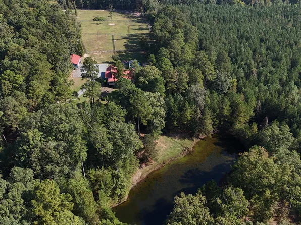 104 Bridle Path Lane, Carthage, NC 28327