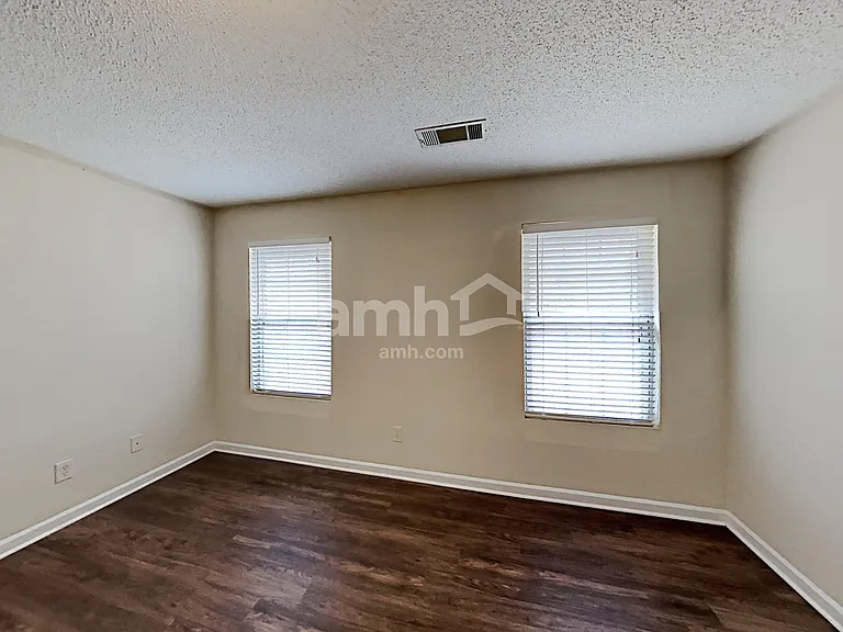 209 Signet Ct — Photo 20