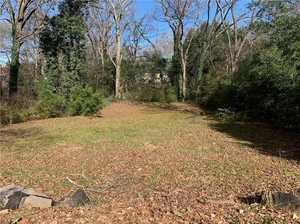 1943 Westwood Ave, East Pt, GA 30344