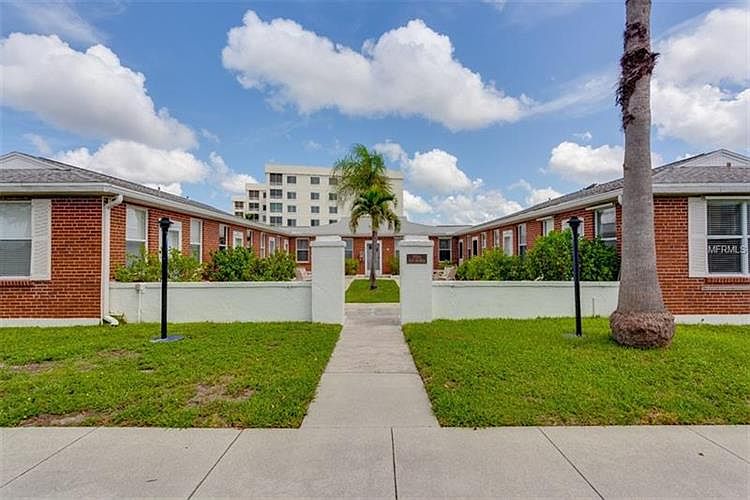 1st image of 908 Villas Dr Unit 37