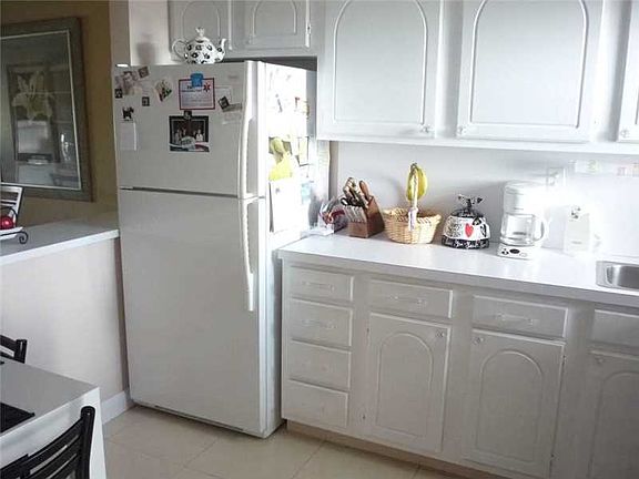 2nd image of 8900 Washington Blvd Ph 5