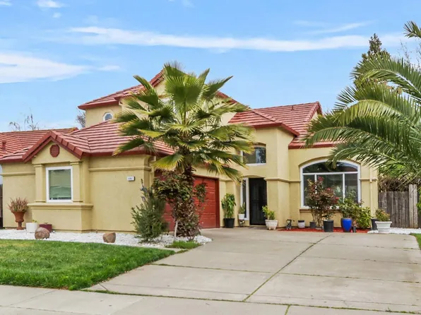 8867 Mossburn Way, Elk Grove, CA 95758