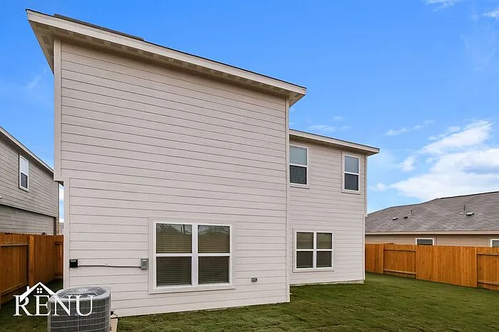 153 Scarborough Bnd — Photo 17