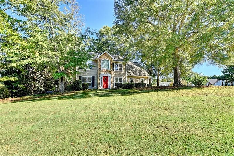 1st image of 149 Leighs Grove Ct